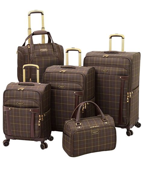 The London Fog Brentwood II 29" Check-in Spinner Suitcase is durable and lightweight. . London fog luggage macys